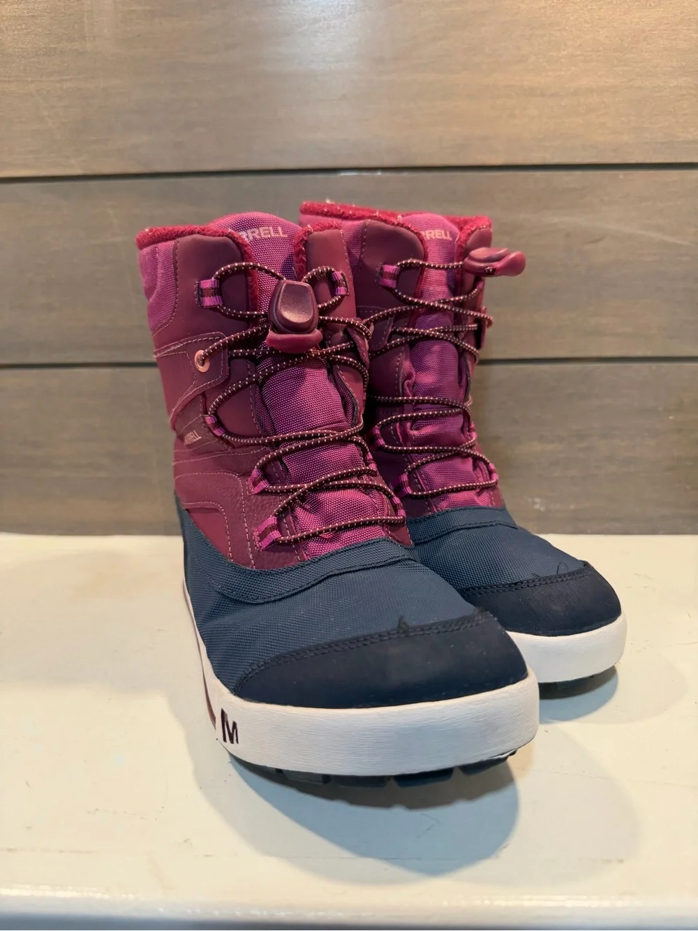 Merrell Kids Snow Bank 2.0 Waterproof Boot Berry & Navy Size 5M Outdoor Casual